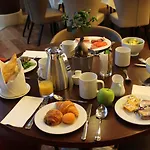 Paris Marriott Charles De Gaulle Airport Hotel 4*