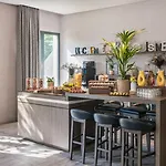 Hotel Paris Marriott Charles De Gaulle Airport 4*