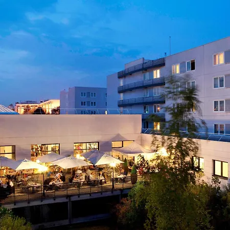 파리 메리어트 샤를 드골 에어포트 4*