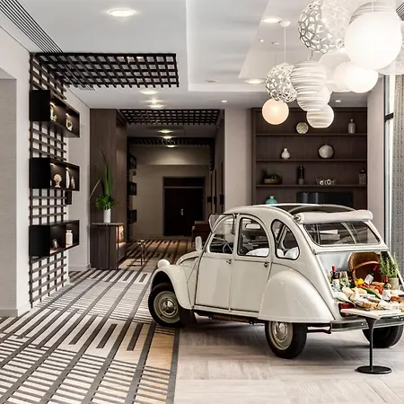 호텔 파리 메리어트 샤를 드골 에어포트 4*