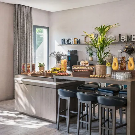 Hotel Paris Marriott Charles De Gaulle Airport 4*