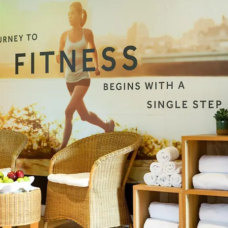 Hotel Paris Marriott Charles De Gaulle Airport 4*