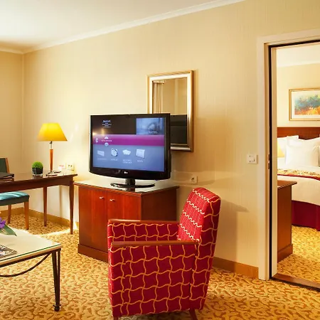Hotel Paris Marriott Charles De Gaulle Airport 4*