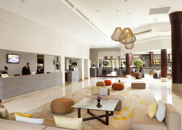 파리 메리어트 샤를 드골 에어포트 호텔 4*