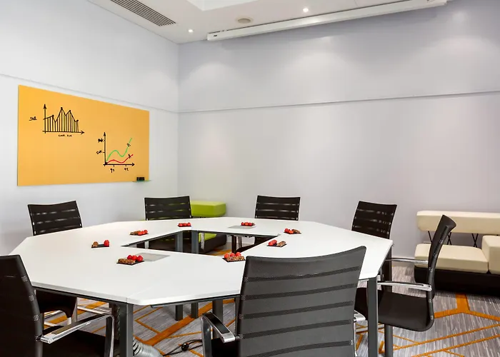 파리 메리어트 샤를 드골 에어포트 호텔 4*