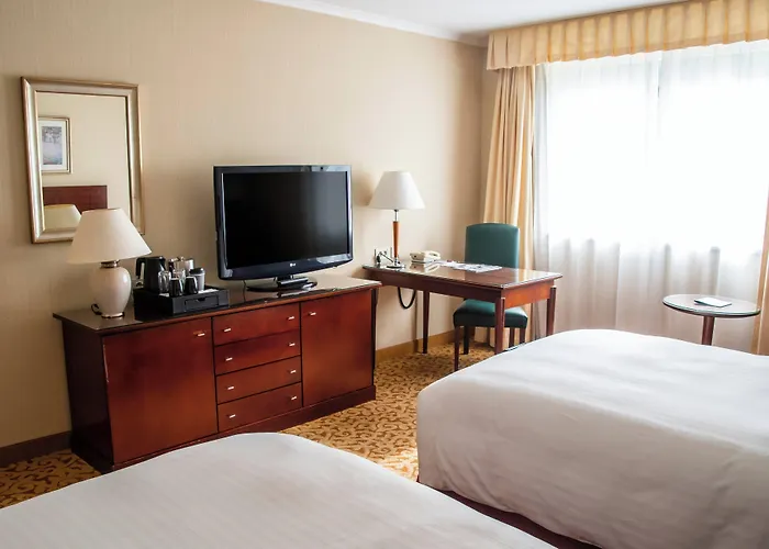 파리 메리어트 샤를 드골 에어포트 호텔